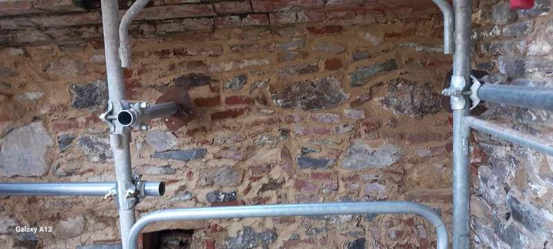 Ponteggi e cantiere