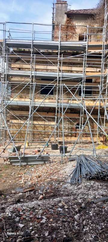 Ponteggi e cantiere