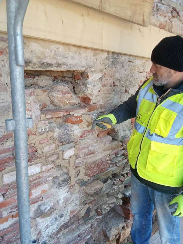 Squadra al lavoro